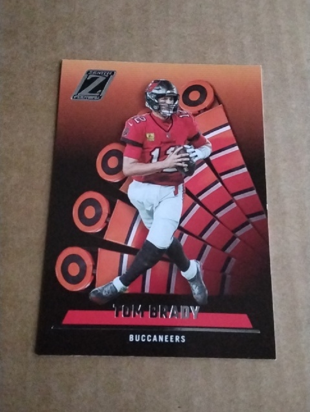 Tampa Bay Buccaneers Tom Brady 2022 Panini Zenith Football Card